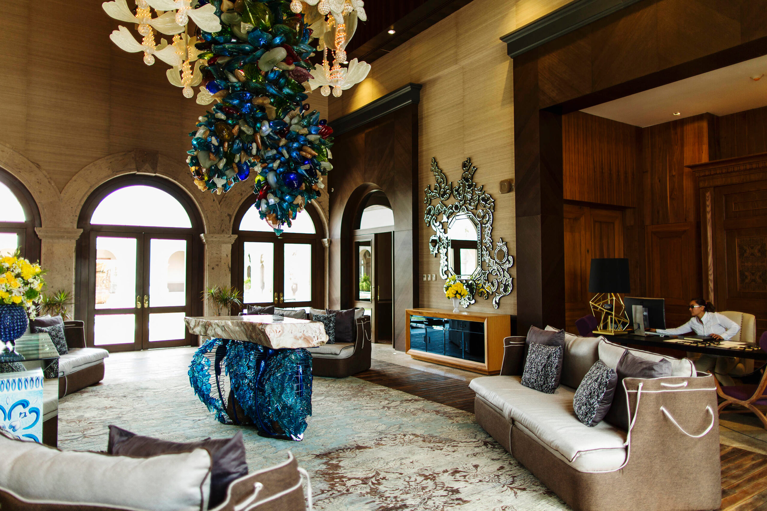 patron-hotel_embed-(02).jpg