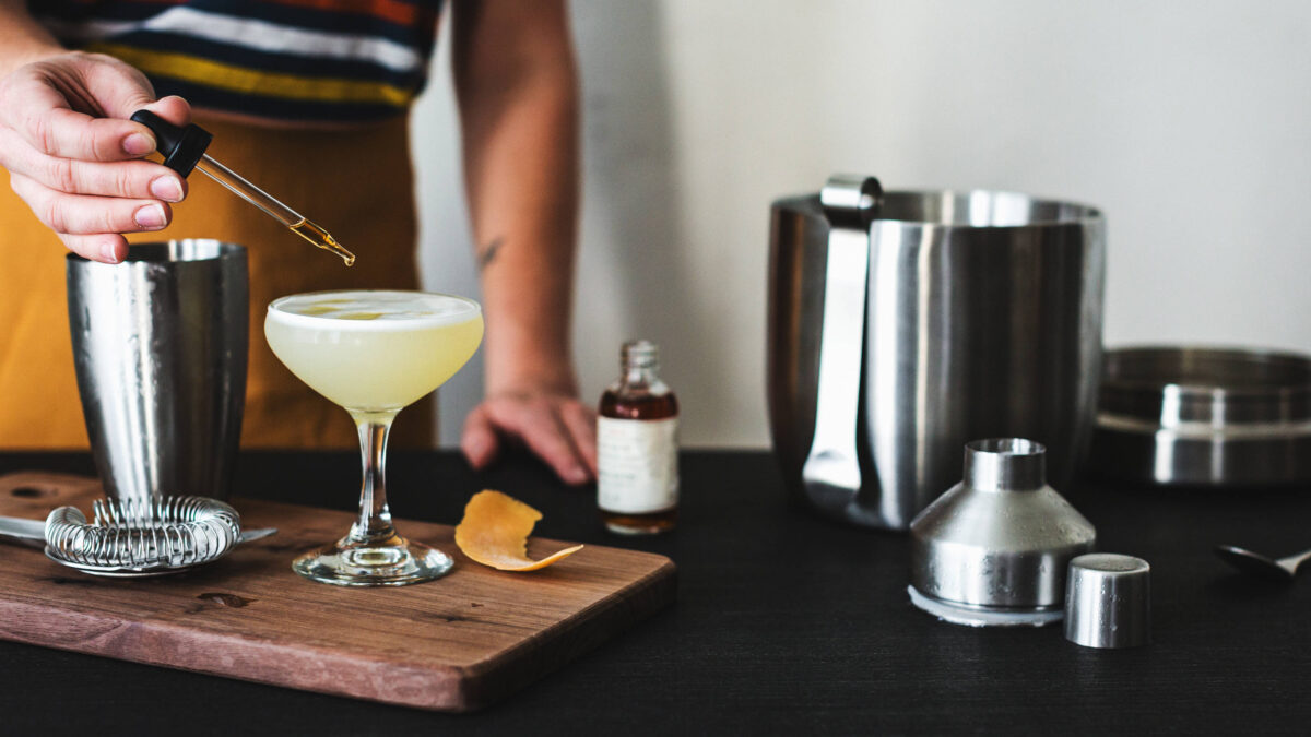 romantic-cocktails_16x9.jpg