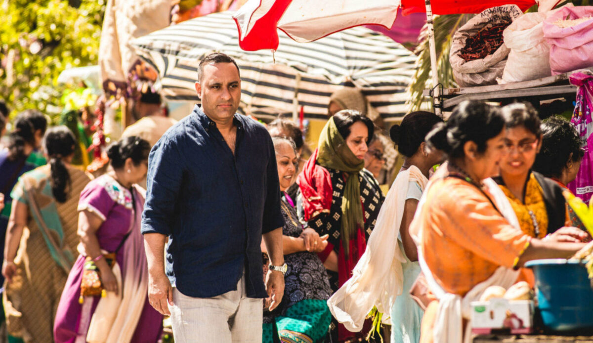 russell-peters-tour-indian-detective-681-16x9.jpg