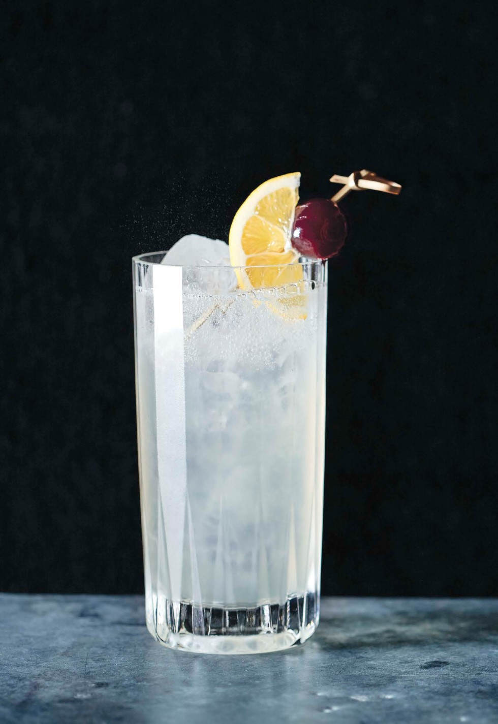 three-ingredient-cocktails-every-man-should-know-344-asset-2-full.jpg