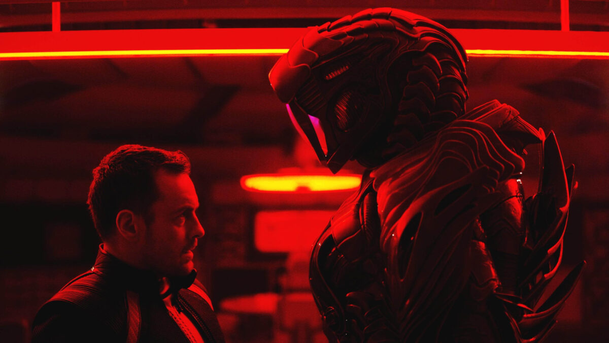 toby-stephans_lost-in-space_16x9.jpg