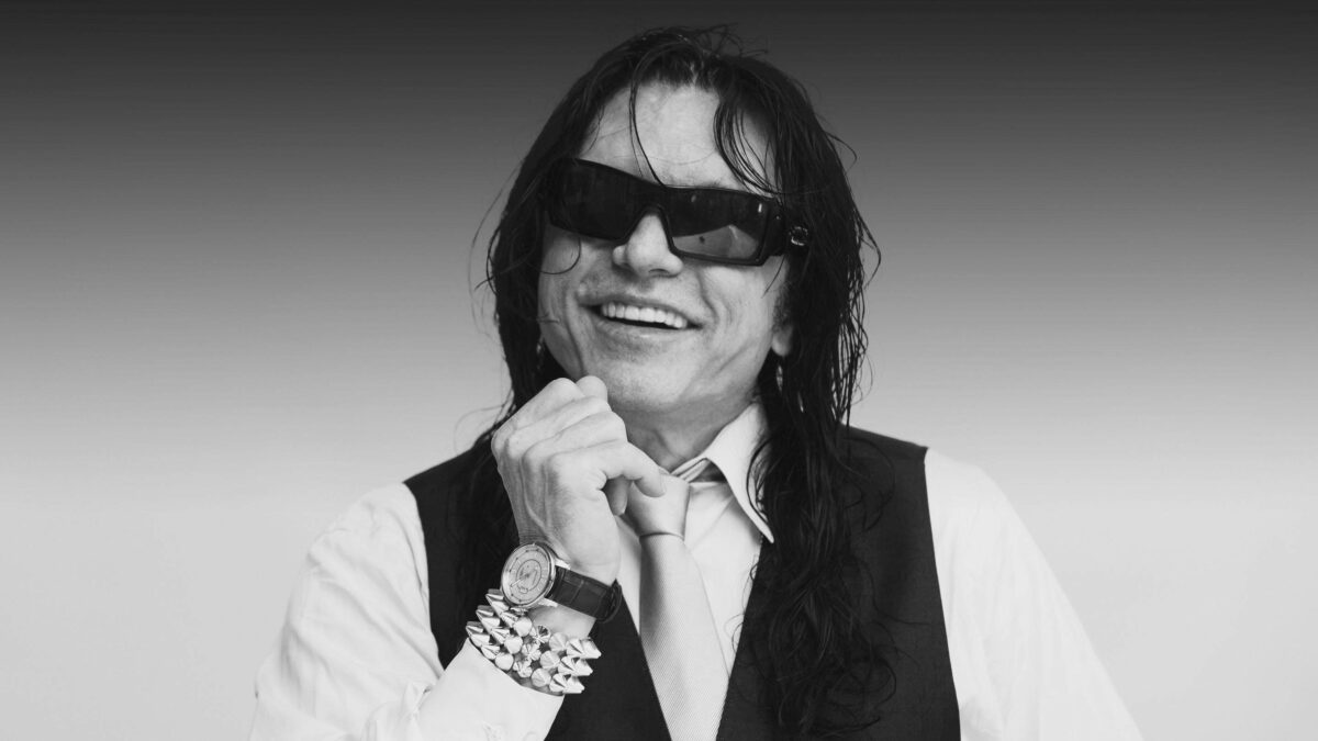 tommy-wiseau-interview-the-room-sex-james-franco-golden-globes-28-16x9.jpg