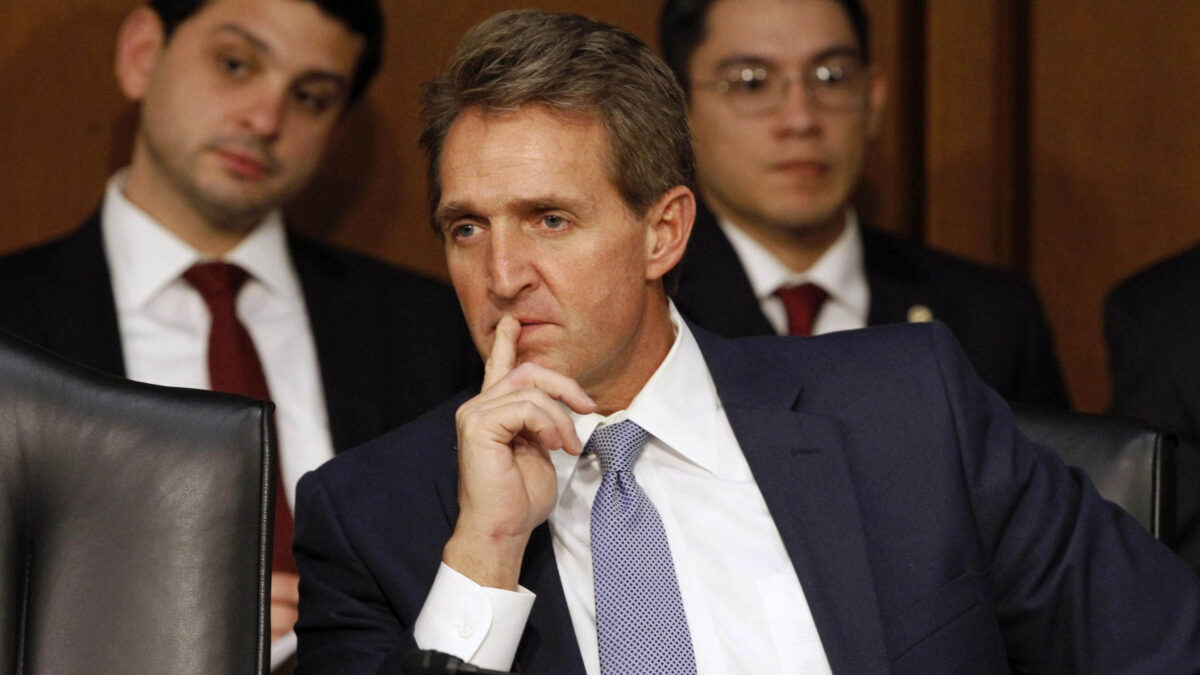 what-republicans-are-saying-behind-closed-doors-98-16x9.jpg